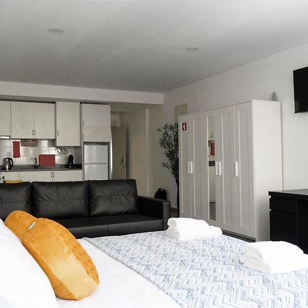 Almada Downtown 302 Apartment Порто Екстериор снимка