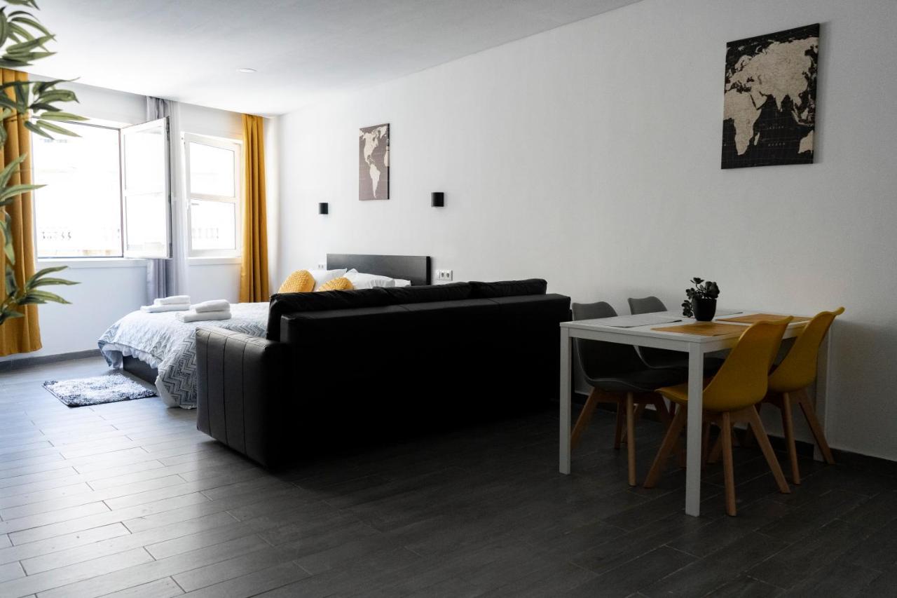 Almada Downtown 302 Apartment Порто Екстериор снимка